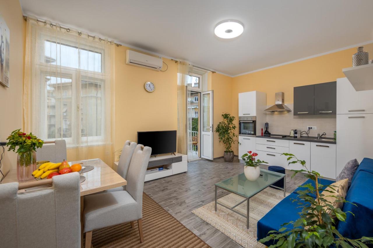 Riviere Luxury Apartment Rijeka Buitenkant foto